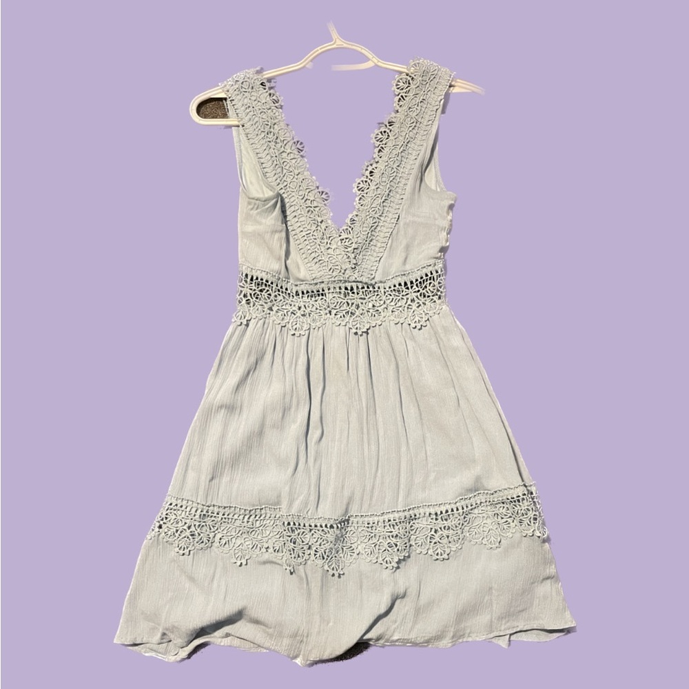 Lace outlined dress